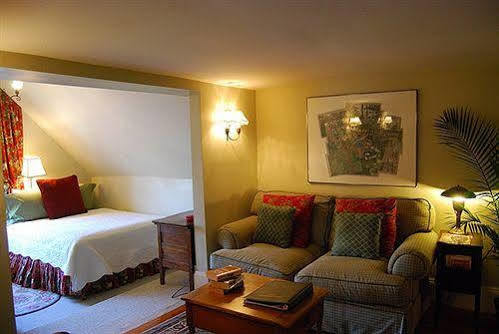Rothschild Pound House Inn Columbus Kültér fotó